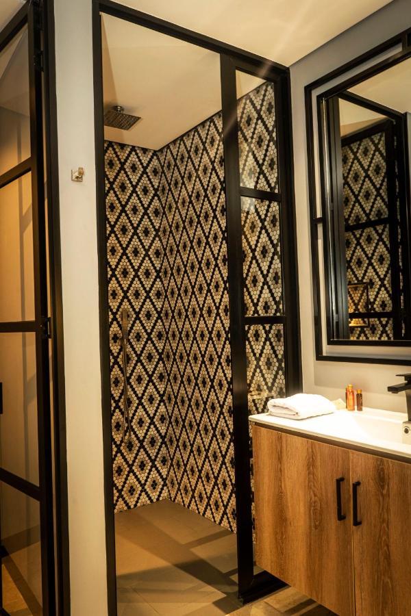 Cavalta By Bernalo Hotels Medellin Exterior photo Bathroom