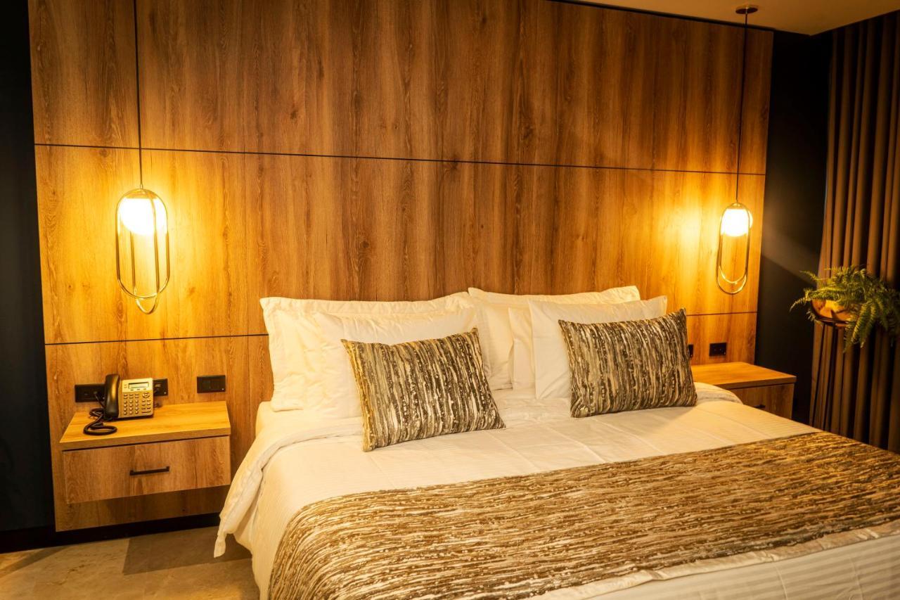 Cavalta By Bernalo Hotels Medellin Exterior photo A bedroom at the hotel