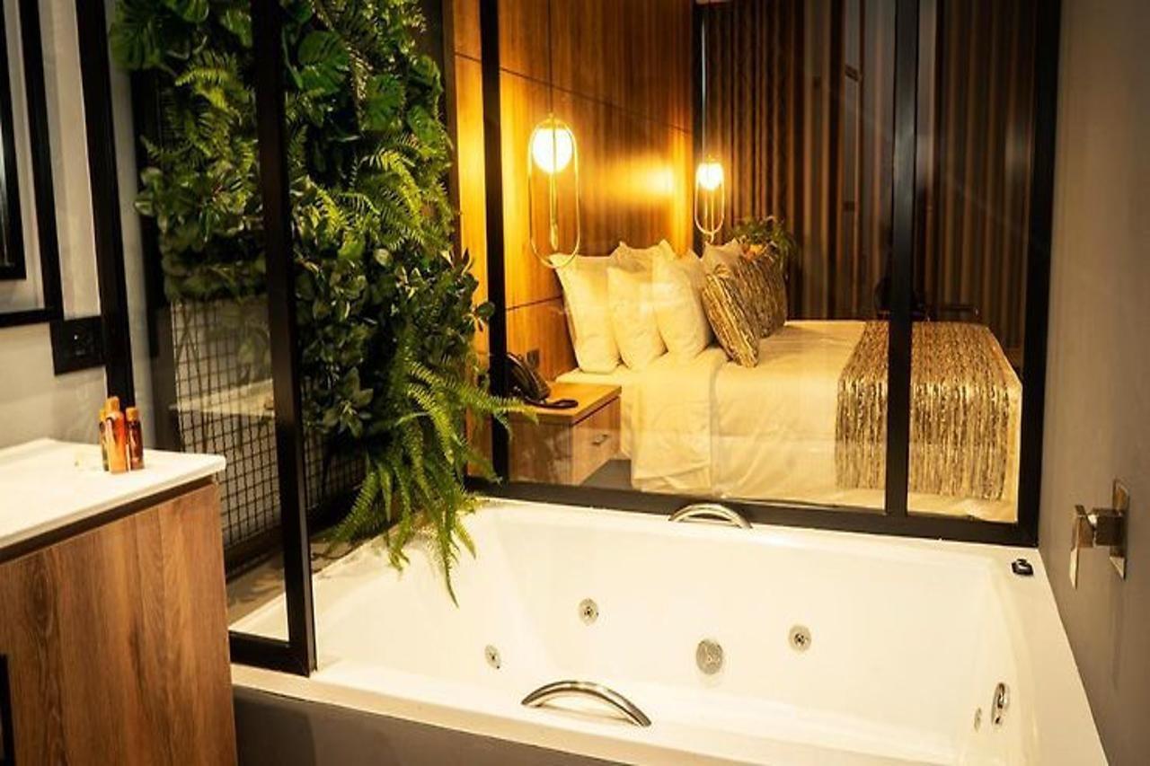 Cavalta By Bernalo Hotels Medellin Exterior photo A modern Japanese bath